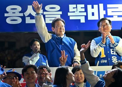 S. Korea's Scandal-plagued Opposition Leader Is Election's Big Winner