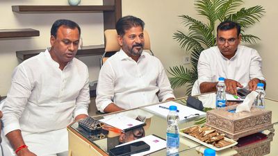 Revanth hints at volunteer system in Telangana after polls