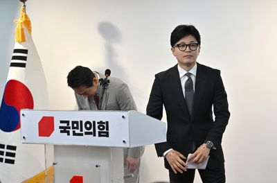 'Lame Duck' S. Korean President Reels From Election Debacle