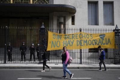 Argentina Clashes Escalate Over President's Austerity Measures