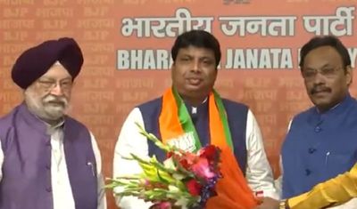 Rohan Gupta joins BJP after quitting Congress last month