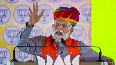 Modi's guarantee that the corrupt will go to jail: PM