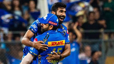 Jasprit Bumrah takes five-for but RCB fight back to post 196/8 in IPL