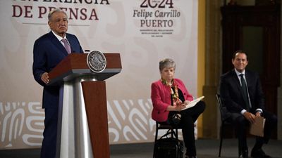 Mexico calls on UN to expel Ecuador over embassy raid as tensions soar