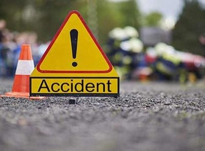 Rider dies after school bus hits bike, autorickshaw in Delhi