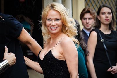 Pamela Anderson Net Worth: Embracing Authenticity Fearlessly