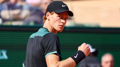 Jannik Sinner sets up Monte Carlo semi with two-time winner Stefanos Tsitsipas