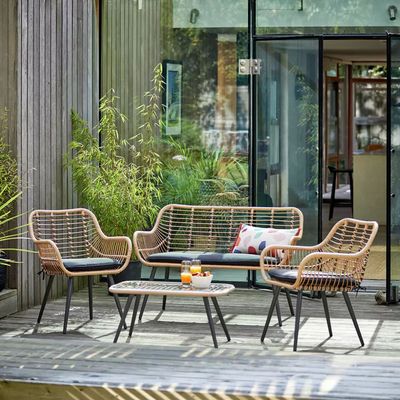 How to make your outdoor seating area look expensive in 5 easy steps