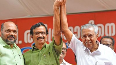 Pinarayi Vijayan blames BJP, Congress for not protecting interests of farmers