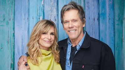 Kevin Bacon and Kyra Sedgwick's mid-century modern living room embraces a classic, calming color scheme
