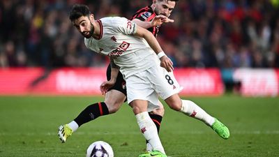 Bruno Fernandes earns unconvincing Man United draw at Bournemouth