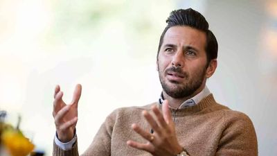 Guardiola five years ahead of other coaches, says Bayern great Pizarro