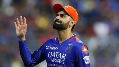 Watch - 'And then you die and...': Virat Kohli on sticking to RCB despite multiple offers