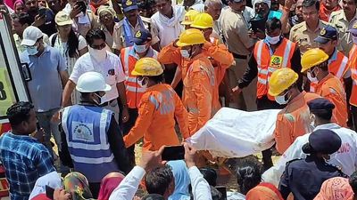 Six-year-old boy who fell into a borewell in Madhya Pradesh dies