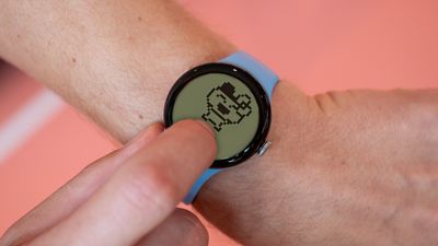 Smartwatches would be the perfect place to revive this '90s gaming fad