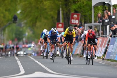 Tom Pidcock sprints to victory at the Amstel Gold Race