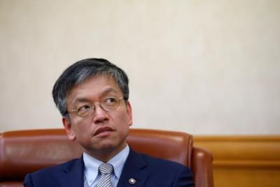South Korea Finance Minister Vows Market Stability Measures