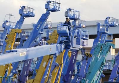 Japan's Machinery Orders Surge, Easing Domestic Demand Concerns