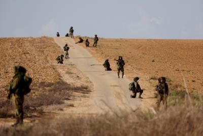 Four Soldiers Wounded In Overnight Operations Near Israel's Border