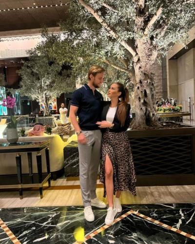 Ivan Rakitic And Wife: A Heartwarming Display Of Love