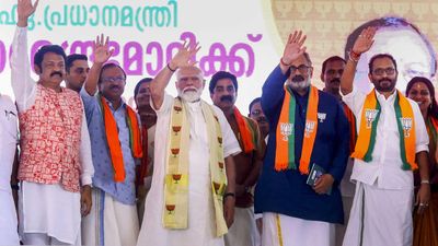 PM Modi launches fiery attack on ruling and Opposition fronts in Kerala
