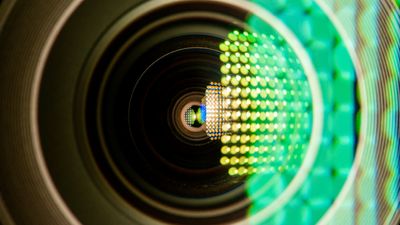 World's fastest camera captures footage at 156 trillion frames per second