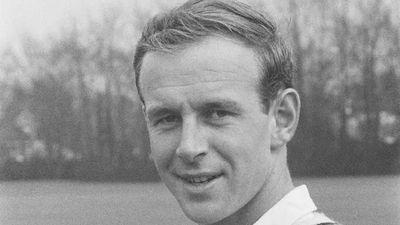 England's highest Test wicket-taking spinner Derek Underwood dies at 78