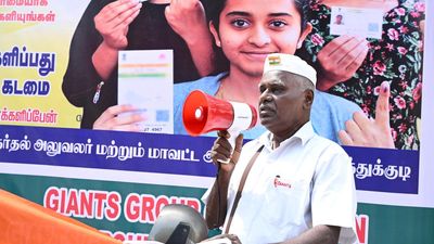 Retired Indian army man carries on a campaign to achieve 100% turnout in Thoothukudi