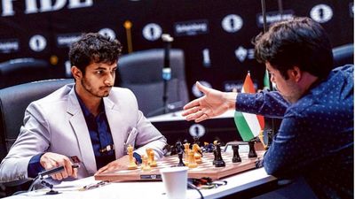 Candidates Chess | Gujrathi punishes Nakamura for inaccurate moves