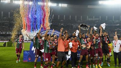 ISL | Bagan beats Mumbai, claims League Winner’s Shield