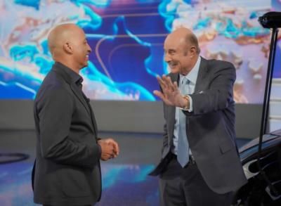 Captivating Moments: Dr. Phil Mcgraw's Show Snapshot Highlights