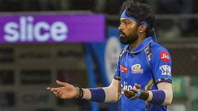 Kieron Pollard backs Hardik Pandya as criticism rages