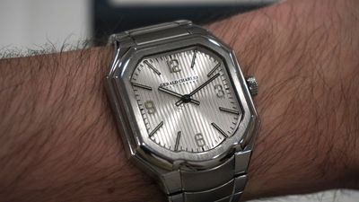 Hands on with the Gerald Charles Masterlink – Genta-designed perfection