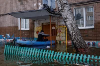 Kazakhstan And Russia Face Siberian River Floods