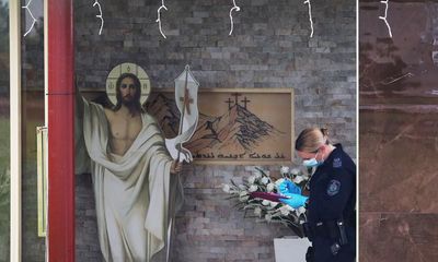 Sydney church stabbing: Chris Minns considering tighter knife laws after Wakeley and Bondi stabbings