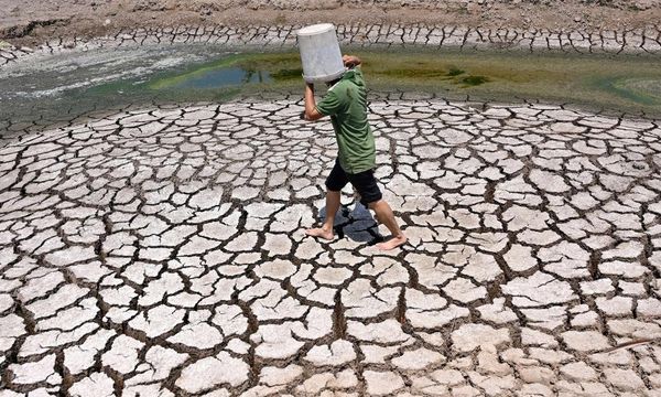 Climate crisis: average world incomes to diminish by nearly a fifth by 2050