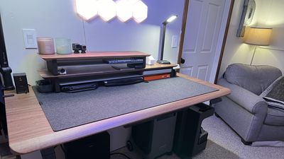 Vari Electric Standing Desk with ComfortEdge review