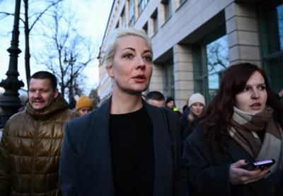 Widow Of Alexei Navalny Hires Bodyguard After Hammer Attack