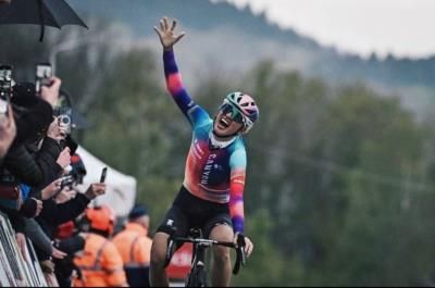 Katarzyna Niewiadoma: Cycling Champion Conquers Challenging Terrain