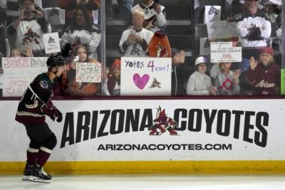 Coyotes Win Final Game Before Relocation To Salt Lake City