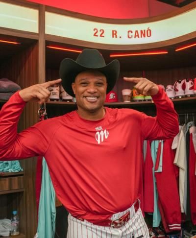 Robinson Cano Embraces Western Flair With Bold Style Statement
