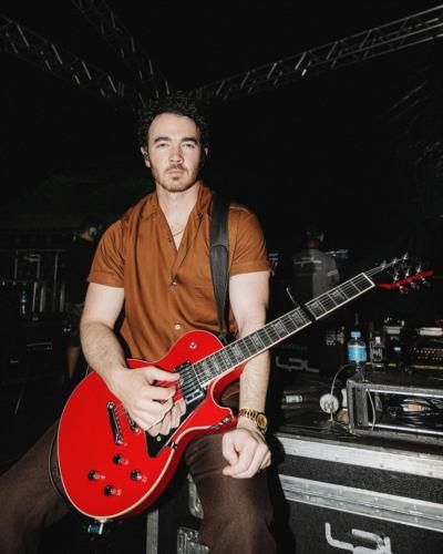 Kevin Jonas Rocks The Stage With Electrifying Performance