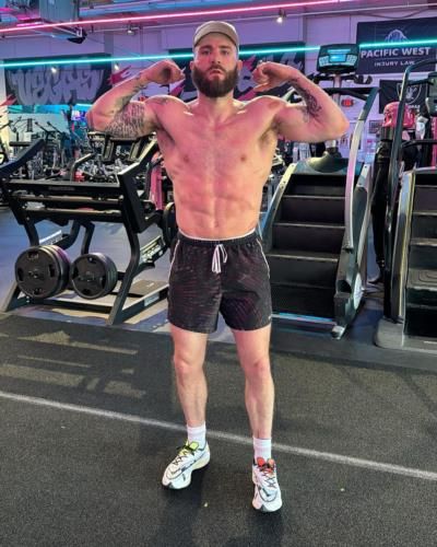 Caleb Plant Inspires With Gym Flexing Photo