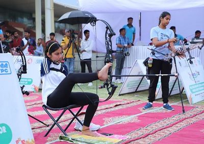 Sheetal Devi gives world champion scare as armless wonder bags silver in Khelo India national archery meet