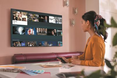 How To Use SmartView to mirror your Samsung phone screen to your TV