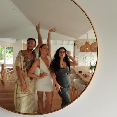 Vanessa Hudgens And Friends Radiate Joyful Camaraderie In Snapshot