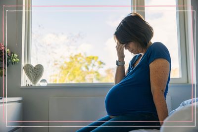 What triggers pregnancy migraines, what to do and when to see a doctor