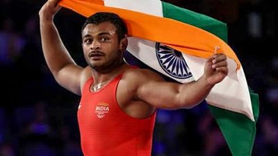 Asian Olympic Games qualifier | Wrestlers Punia, Sujeet miss qualifiers due to flight delay caused by Dubai weather