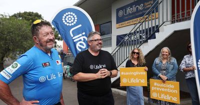 'My brain clicks into gear': Cyclist's 1800km ride for Lifeline