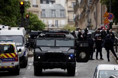 Police Cordon Off Iran Consulate In Paris Security Incident